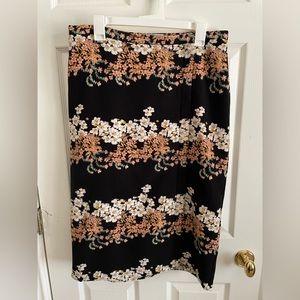 Women’s wrap skirt